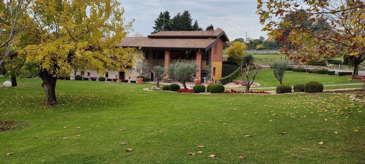Agriturismo Molino Dei Frati 트레스코어발네리오 외부 사진